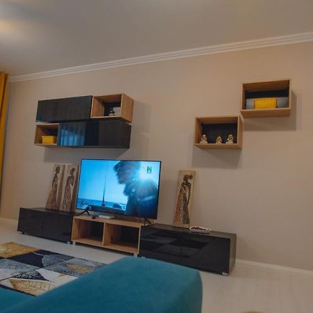 La Stejari Apartment Suceava Ngoại thất bức ảnh