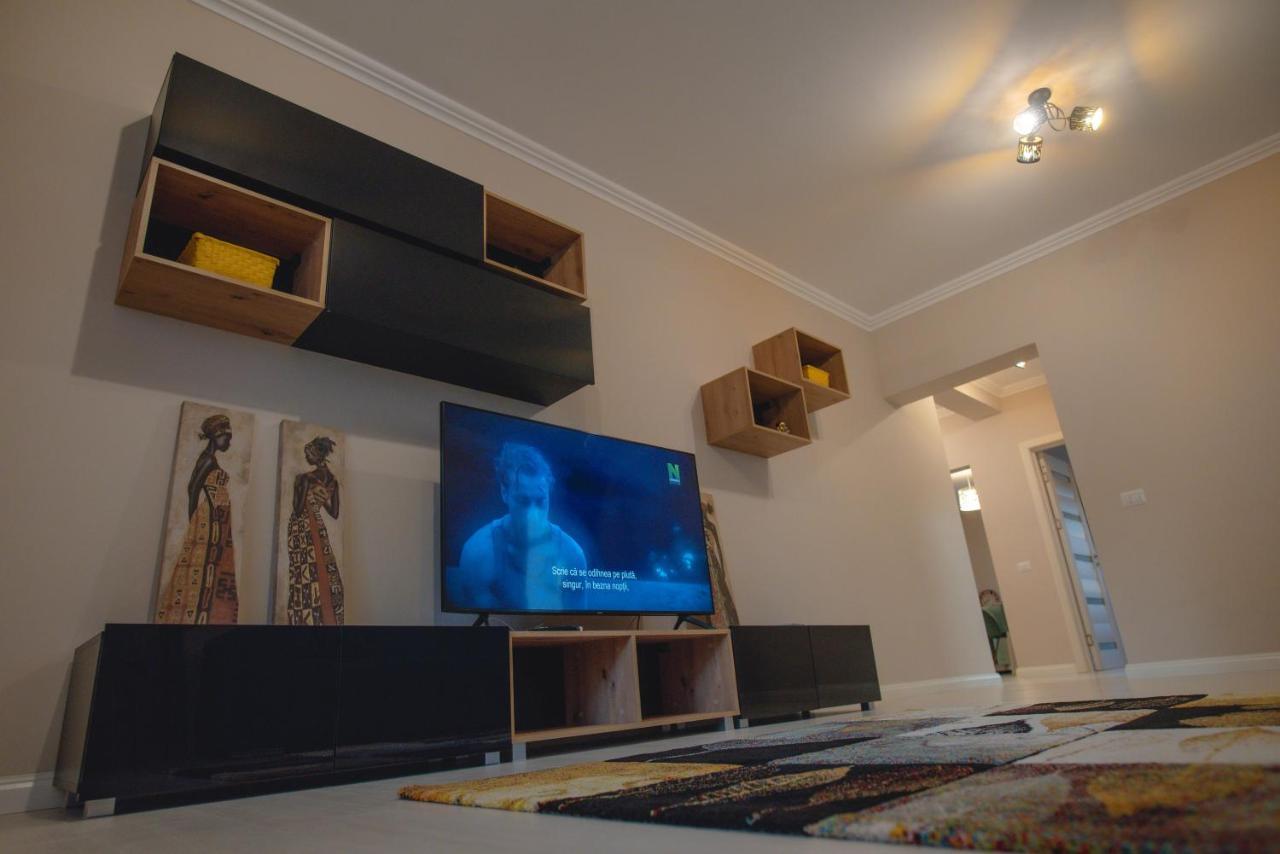 La Stejari Apartment Suceava Ngoại thất bức ảnh
